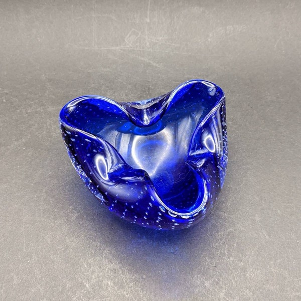 MURANO Glass Ashtray, Bullicante Controlled Bubbles Triangular Glass Dish, Vintage Cobalt Blue Murano Ashtray.