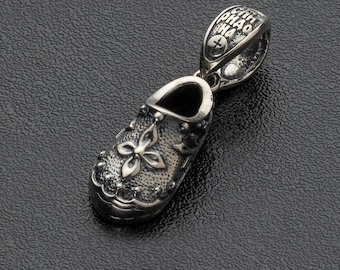 Colgante de zapato de San Espiridón / Amuleto religioso de plata esterlina / Joyería cristiana chapada en oro de 14 k / Reliquia de San Espiridón / Regalo de santo patrón