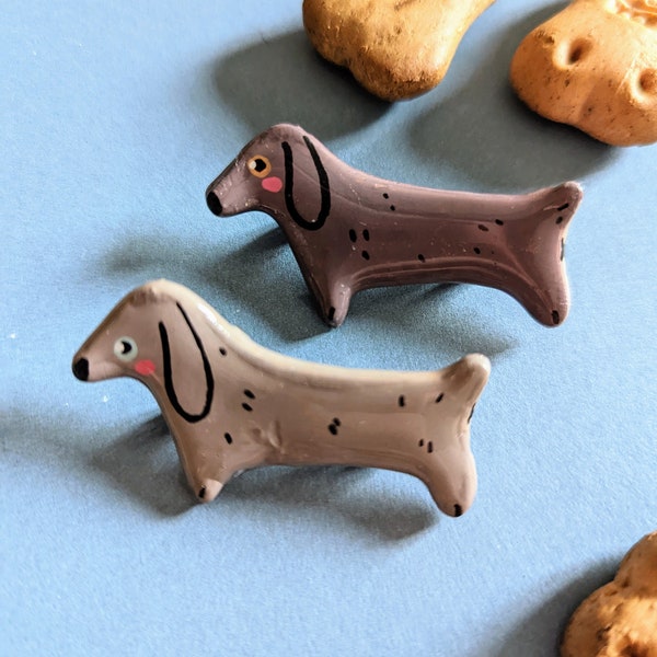 broche teckel, un joli chien saucisse sur vos vetements