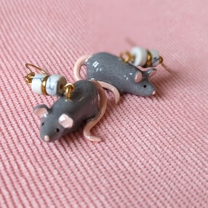 Boucle d'oreilles rats, en fimo, azurite et résine, bijou souris image 6