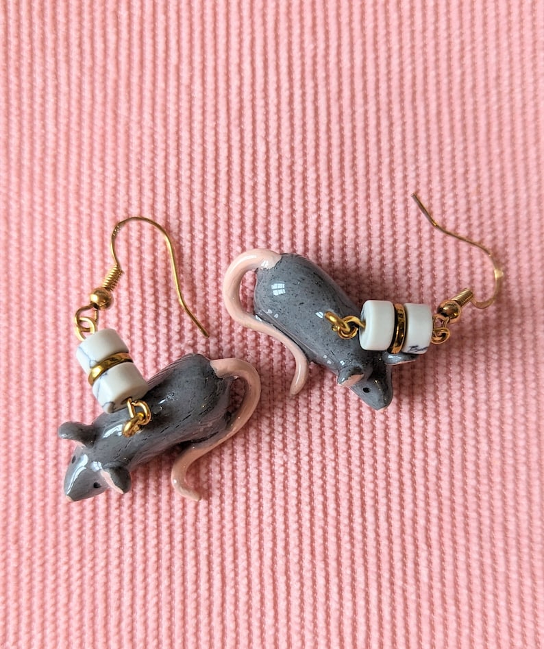 Boucle d'oreilles rats, en fimo, azurite et résine, bijou souris image 5