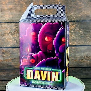 Five Nights at Freddy's Themed Gable Box: Personalized Meal Box for Burger & Fries Party Favors! Perfect for Birthdays, Weddings, and More!