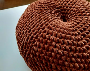 Crochet round pillow pattern