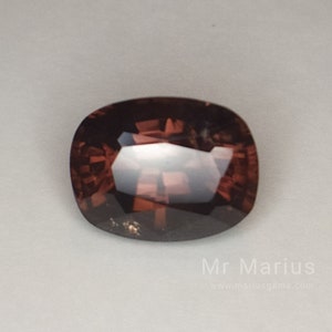 Brown zircon 2,57 ct.