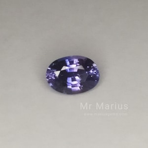 Violet unheated sapphire 0,38 ct.