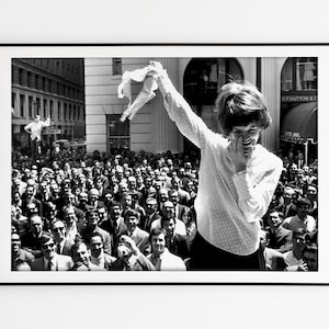 Vintage Photography, 1969 The History of No Bra Movement, Black and White, Feminist Wall Art, Feminism Art Print, Women Empowerment Poster