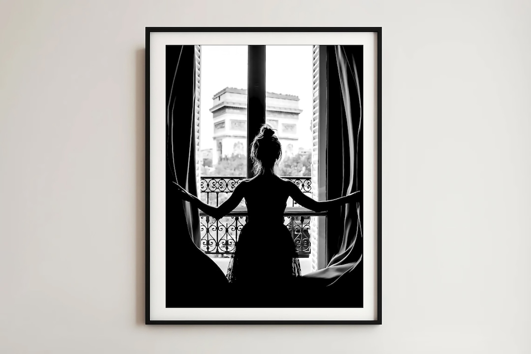 Woman in the Window Print, Black and White Art, Vintage Wall Art, Feminist Poster, Fashion Wall Art, Teen Girl Room Decor, Vintage Wall Art - Etsy Canada