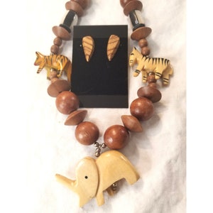 Vintage Wooden Safari Animal Necklace African Elephant Zebra Tiger And Earrings