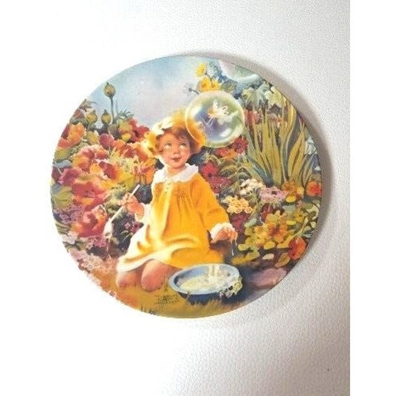 Vtg 1982 Curator Collection Plate Bubbles F Tipton Hunter Made in 