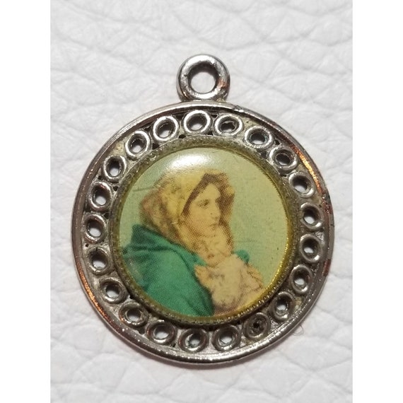 Vtg Catholic Virgin Mary Necklace 3 Pendants Virg… - image 7