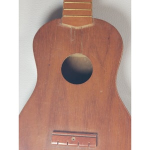 VINTAGE Tombo Co NorMa UKULELE Light Weight Needs Strings