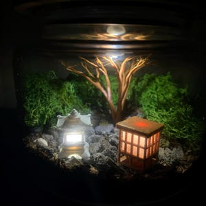 Japanese Lantern Terrarium Accent - Terrarium Miniature Collection for a Magical Glow