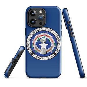 Könnte beinhalten: Eine blaue Handyhülle mit einem weißen und roten Siegel mit einem Stern und dem Text "Commonwealth of the Northern Mariana Islands Official Seal".