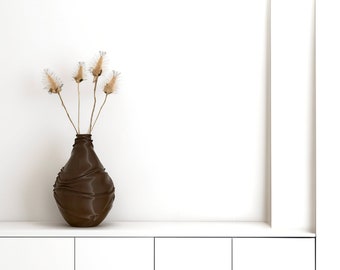 3D Printed Vase for dried flowers - Wavy Vase - minimalist, dried flowers, cut flowers, modern