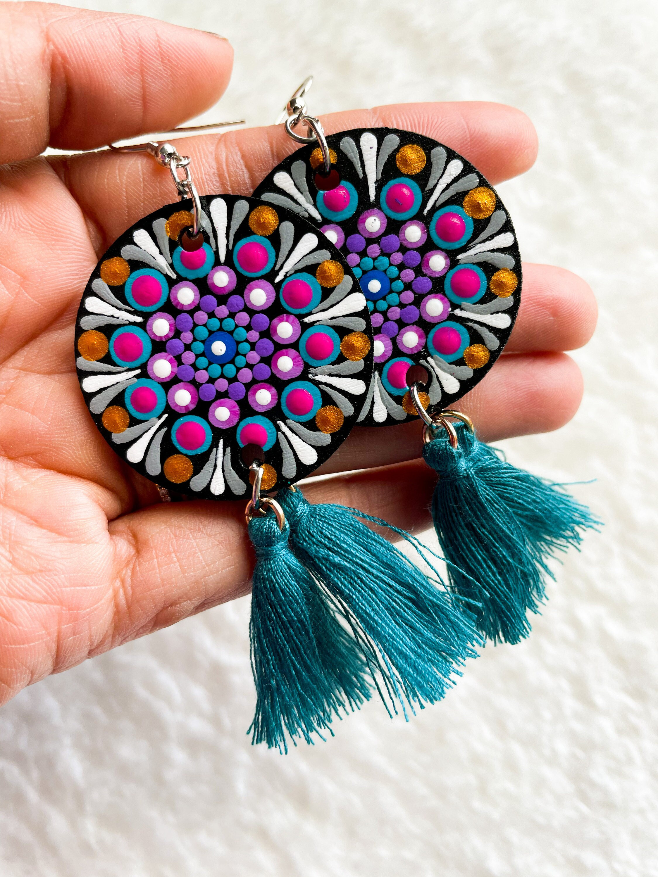 品質が完璧 Mandala Earrings Set of 3 Small Indian Dangle Earring Disc イヤリング・ノンホールピアス