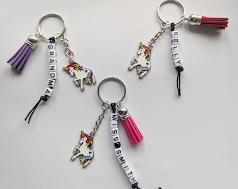 Schlüsselanhänger mit Namen Mädchen Flieder Rosa Geschenkidee Schlüsselanhänger mit Namen Mädchen Flieder Rosa Geschenkidee