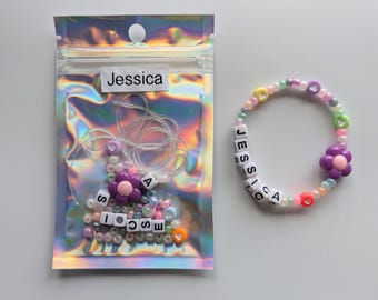 Kit para hacer pulseras de flores personalizadas: Manualidad de joyería DIY