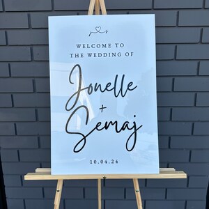 Engraved Acrylic Wedding Welcome Sign, Simple Wedding Sign, Modern Minimalistic Welcome Sign, Wedding Monogram Welcome Sign, Couple logo