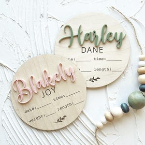 Disque de naissance nouveau-né, panneau de nom de faire-part de naissance, panneau de faire-part de l'arrivée de bébé des statistiques de naissance, panneau d'hôpital en bois, plaque de révélation de nom de bébé