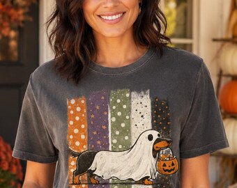 Dachshund Halloween Shirt, Weenie Dog Halloween, Ghost Wiener Dog, Halloween Dachshund, Dog Halloween Ghost, Comfort Colors T-Shirt