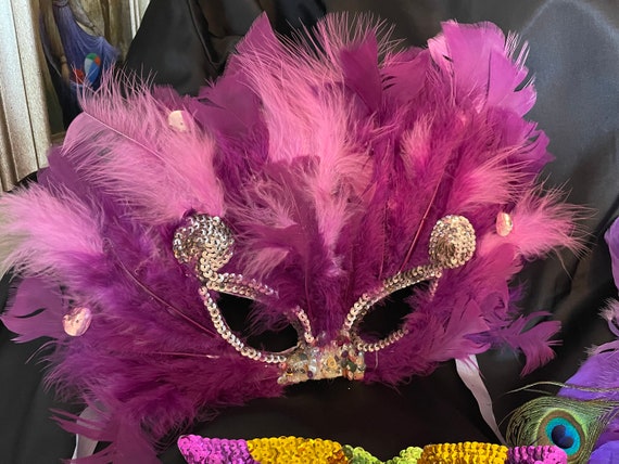 Vintage  Purple Feathered  Masquerade Masks (set … - image 2