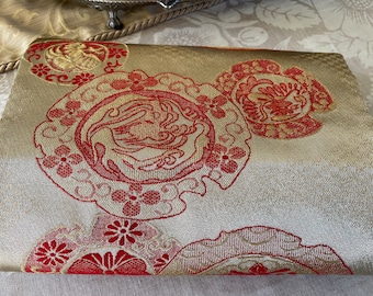 Beautiful Vintage Mid Century Asian Gold and Red Brocade Obi ( 1970s, 11x43 size)
