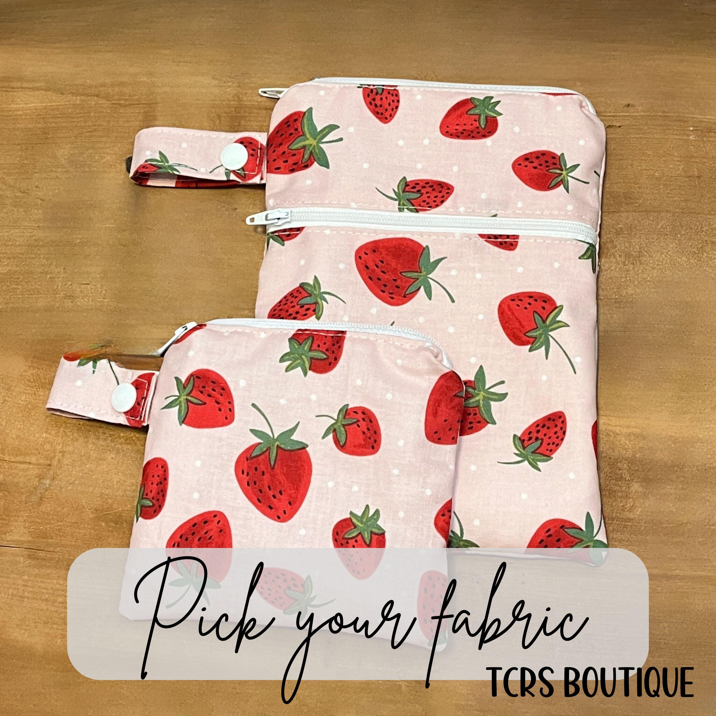 Wet Dry Bag for Period Care, Sanitary Pad Holder, Wet Bag for Pads, Waterproof Bag with Zipper, Privacy Pouch, Period Bag for Tweens