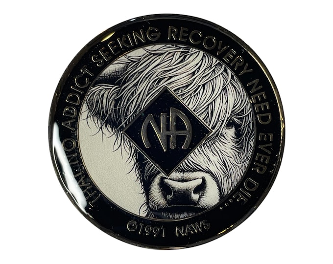 Narcotics Anonymous Medallion - Customizable Sobriety Medallion - Celebrate Recovery Milestones with personalized chip - Highland Cow