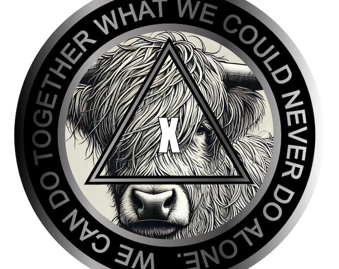 Highland Cow AA Recovery Medallion 38mm – Alcoholics Anonymous Sobriety Chip – Serenity Prayer Back – Custom Color Clean Time Coin