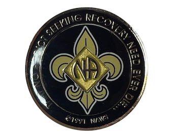 NA Medallion: Black & Gold Fleur-de-Lis Sobriety Coin