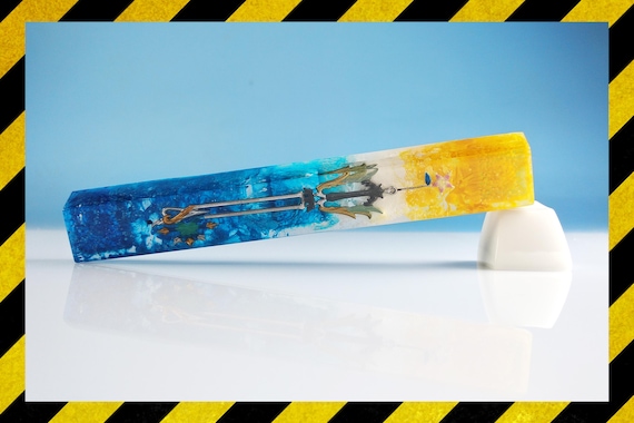 The Oathkeeper spacebar keycap resin, custom Sword King.dom Hearts spacebar keycap, resin keycap for mechanical keyboard