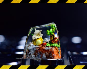 Cu.bo.ne keycap resin, custom keycap, gift for him, birthday gift, artisan keycap for mechanical keyboard
