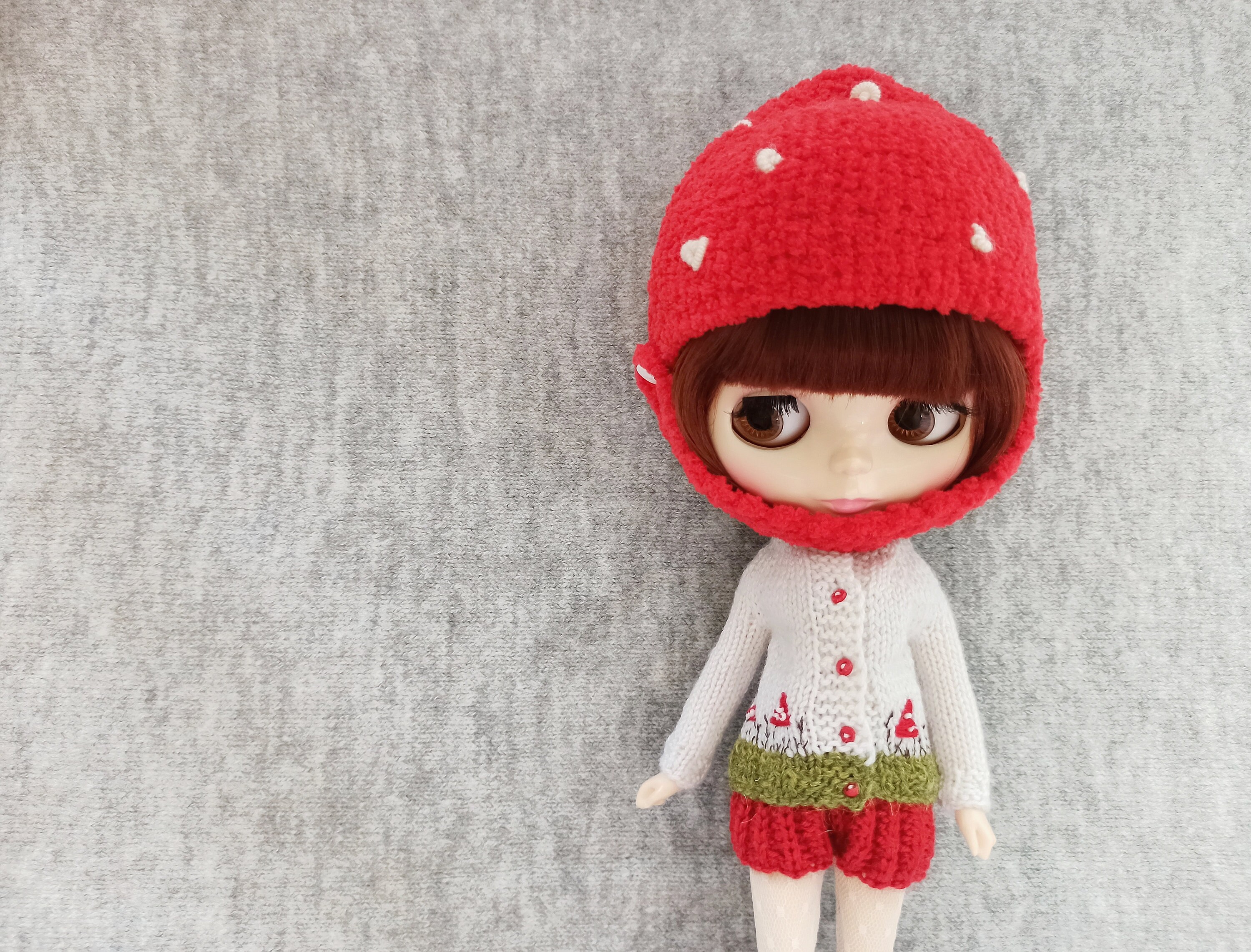 Blythe Doll CROCHET HAT PATTERN on Halloween, Fly Agaric Mushroom
