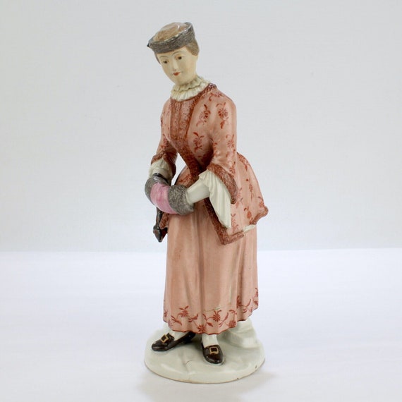 Seltene antike Zürcher Porzellan Figur einer Eisläuferin aus dem 18.Jahrhundert