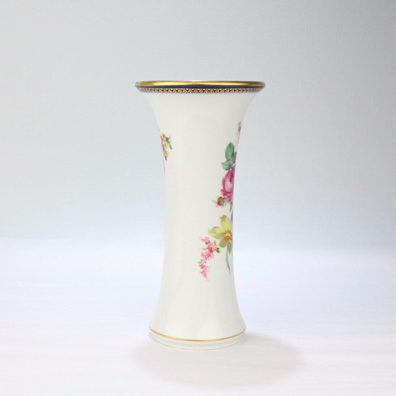 大きな古いまたはアンティークのマイセン磁器の花瓶 - コバルト 大きな古いまたはアンティークのマイセン磁器の花瓶 - コバルト