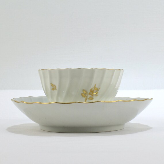 Antique Worcester Porcelain Fluted Swirl or Gadrooned Tea
