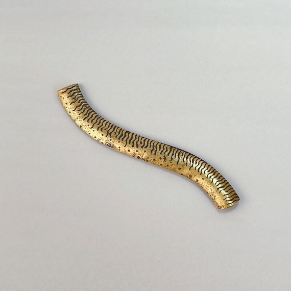 Curved Shakudo Brooch by the Japanese Modernist H… - image 2