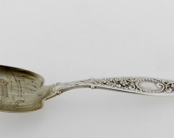 Old Whiting Hyperion Masonic Temple Chicago Sterling Silver Souvenir Spoon