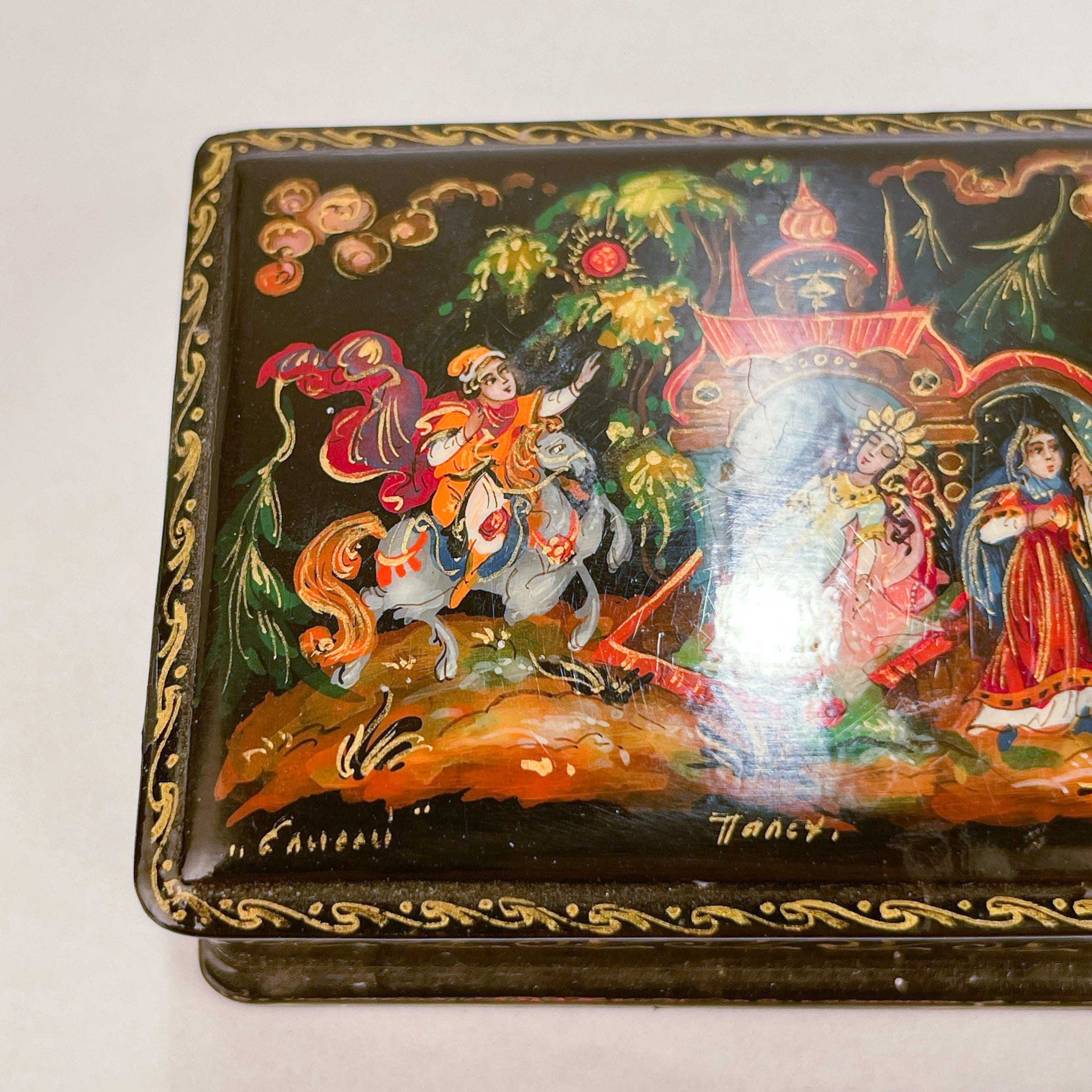 Lacquer Miniatures - Fedoskino - Books