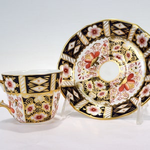 Royal Crown Derby Traditional Imari Breakfast Cup & Saucer Model no. 2451 - PC