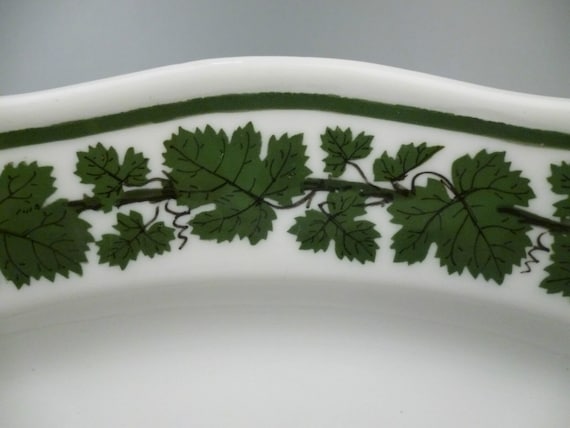 Antikes Meissen Full Vine Green Efeu Muster Serviertablett - Platte oder  Platte - Etsy.de