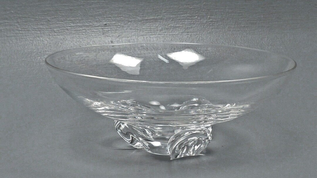 Vintage Steuben Glass Donald Pollard Design Trillium Floret Bowl 8059
