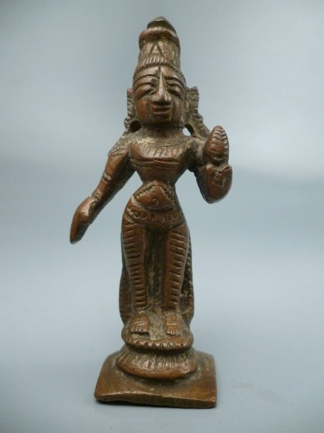 Personnage indien debout résine beige/marron h. 40 cm