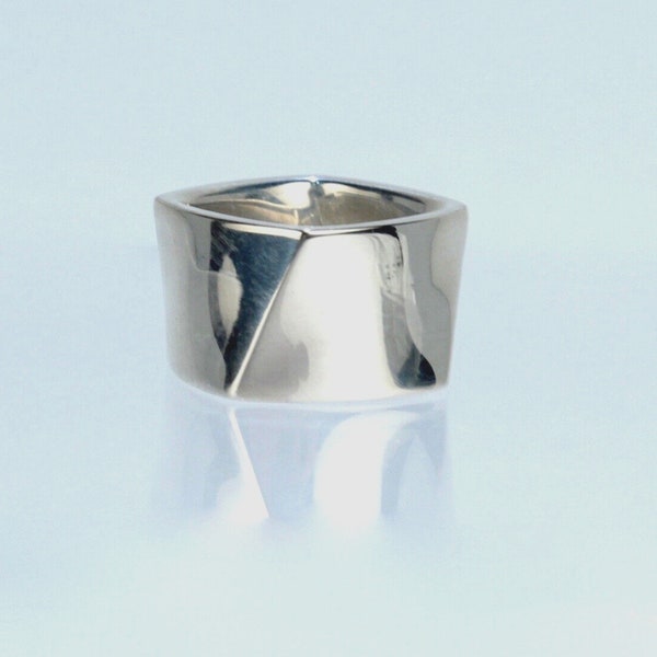 Vintage Tiffany & Co. Sterling Silver Torque Ring by Frank Gehry