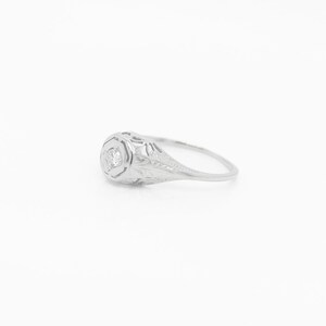 Antique Edwardian 14K Filigree White Gold & Diamond Solitaire Engagement Ring