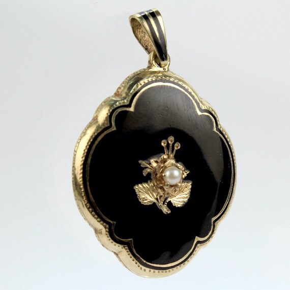 14 Karat Gold and Black Enamel Mourning Pendant -… - image 3