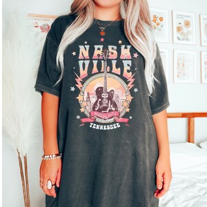 Nashville Crop Top, Country Music Shirt, Western T- shirt, Tennessee Shirt, Oversized Shirt, Guitar, Music City Regular / Crop Shirt