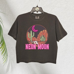 Neon Moon Cowgirls Crop Shirt, Country Girl Shirt, Western T- shirt, Rodeo Shirt, Comfort Colors Crop Shirt, Boxy Fit