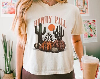 Howdy Fall Shirt, Western Pumpkin Graphic Tee, Comfort Colors Crop Top or Classic Tee, Fall Country Aesthetic, Cowgirl Thanksgiving Shirt