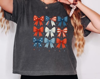Red White and Blue Crop Top, American Flag Shirt, USA T- shirt, Retro 4th of July Crop Shirt, Comfort Colors Crop Shirt, Patriotic T-Shirt